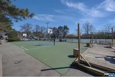 195 Sandcastle Key, Secaucus, NJ 07094 - Photo 45