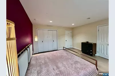 195 Sandcastle Key, Secaucus, NJ 07094 - Photo 23