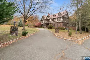 90 Gregory Ave, West Orange Township, NJ 07052 - Photo 5