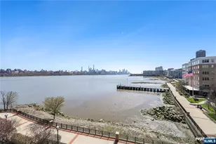 15 Somerset 420, Edgewater, NJ 07020 - Photo 21