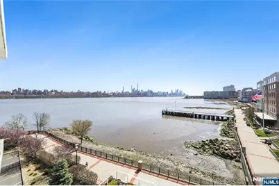 15 Somerset 420 #420, Edgewater, NJ 07020 - Photo 27