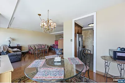 2 Horizon 1010 #1010, Fort Lee, NJ 07024 - Photo 9