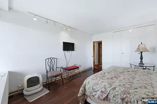 2 Horizon 1010, Fort Lee, NJ 07024 - Photo 17