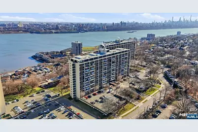 2 Horizon 1010 #1010, Fort Lee, NJ 07024 - Photo 33