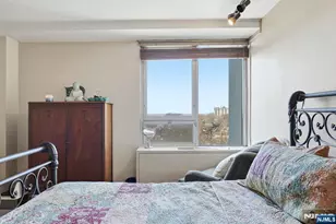 2 Horizon 1010, Fort Lee, NJ 07024 - Photo 21