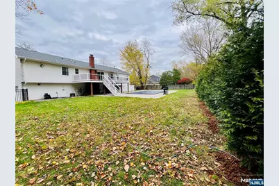 562 Franklin Avenue, Franklin Lakes, NJ 07417 - Photo 29