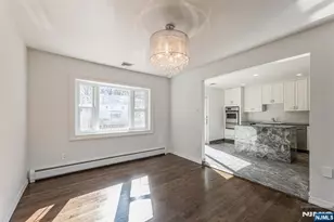 562 Franklin Ave, Franklin Lakes, NJ 07417 - Photo 5