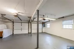 562 Franklin Ave, Franklin Lakes, NJ 07417 - Photo 23