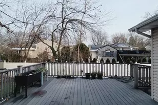 248 Oakwood Dr, Paramus, NJ 07652 - Photo 13