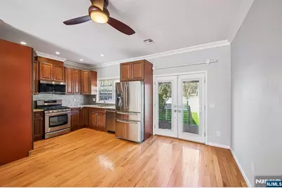 80 W 18th Street, Weehawken, NJ 07086 - Photo 9