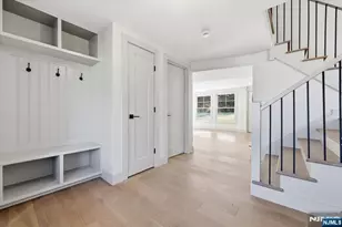 442 Ellis Pl, Wyckoff Township, NJ 07481 - Photo 3