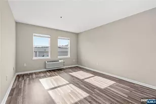 905 River Road 224, Edgewater, NJ 07020 - Photo 3