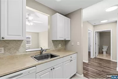 905 River Road 224 #224, Edgewater, NJ 07020 - Photo 11