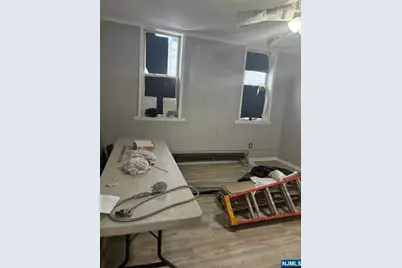 5 Farnham Avenue, Garfield, NJ 07026 - Photo 9