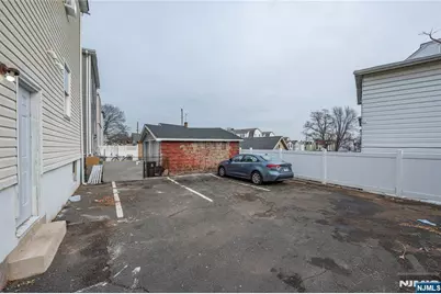 65 Grove Street, Bloomfield, NJ 07003 - Photo 41