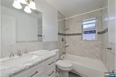 428 Lincoln Street, Palisades Park, NJ 07650 - Photo 15