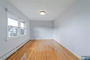 428 Lincoln St, Palisades Park, NJ 07650 - Photo 5