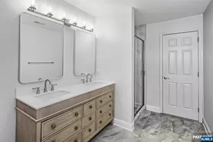 126 Abbie Ct, Guttenberg, NJ 07093 - Photo 13