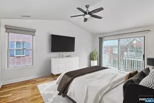 126 Abbie Ct, Guttenberg, NJ 07093 - Photo 9