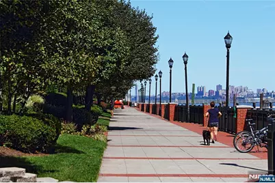 126 Abbie Court, Guttenberg, NJ 07093 - Photo 27