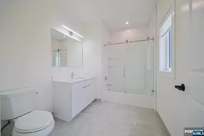 401 Central Boulevard 4C #4C, Palisades Park, NJ 07650 - Photo 15
