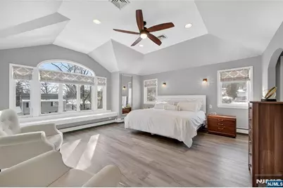 90 Birchwood Terrace, Wayne, NJ 07470 - Photo 31