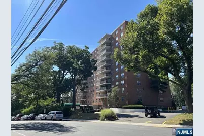 301 Beech Street 8D #8D, Hackensack, NJ 07601 - Photo 1