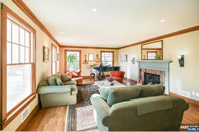 65 Plymouth Road, Glen Rock, NJ 07452 - Photo 7