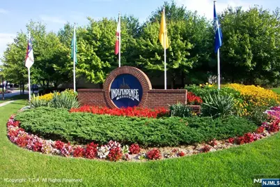 316 Ellery Court 316 #316, Edgewater, NJ 07020 - Photo 5