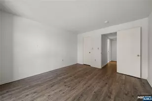 402 Chase Ct 402, Edgewater, NJ 07020 - Photo 15