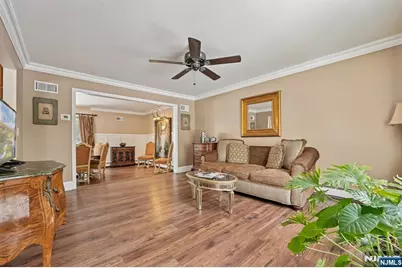 910 Huron Road, Franklin Lakes, NJ 07417 - Photo 9