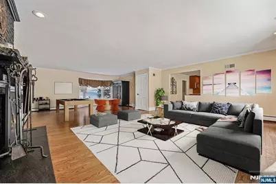 910 Huron Road, Franklin Lakes, NJ 07417 - Photo 25