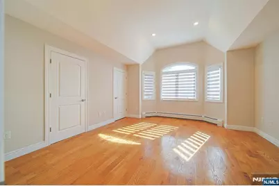 281 13th Street D #D, Palisades Park, NJ 07650 - Photo 25