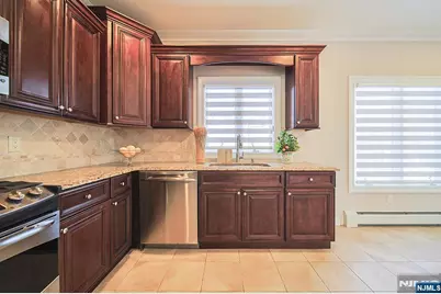 281 13th Street D #D, Palisades Park, NJ 07650 - Photo 17