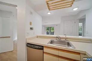 1449 Teresa Dr, Fort Lee, NJ 07024 - Photo 11