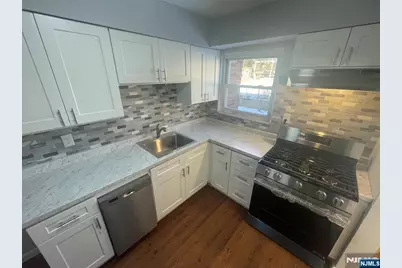 262-268 Fort Lee Road 264 #264, Teaneck Township, NJ 07666 - Photo 7