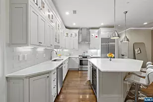 231 1st Street 1B, Jersey City, NJ 07302 - Photo 11