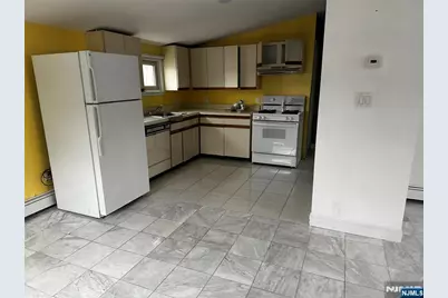 449 Taft Avenue 2 #2, Woodland Park, NJ 07424 - Photo 5