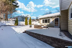 14 Weeks Ct, Clifton, NJ 07013 - Photo 37