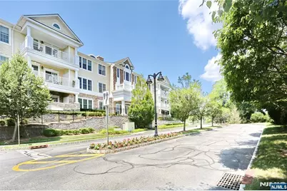 802 Four Seasons Lane, Montvale, NJ 07645 - Photo 3