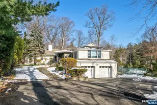 15 Kenwood Dr, Woodcliff Lake, NJ 07677 - Photo 3
