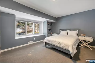 15 Kenwood Drive, Woodcliff Lake, NJ 07677 - Photo 23