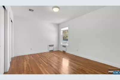 767 Clark Avenue 1 #1, Ridgefield, NJ 07657 - Photo 15