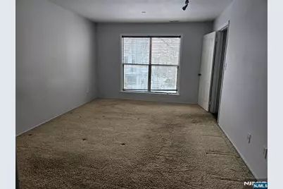 4 Hedgerow Drive, Englewood, NJ 07631 - Photo 7