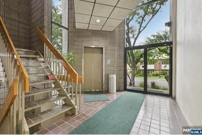 100 Union Avenue 250 #250, Cresskill, NJ 07626 - Photo 3