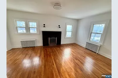 131 W Ramapo Avenue, Mahwah, NJ 07430 - Photo 5