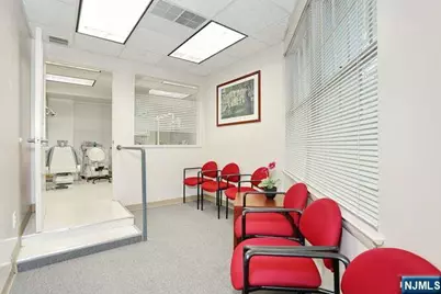 271 W Route 46 E101 #E101, Fairfield, NJ 07004 - Photo 11