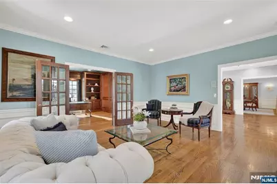 505 Ivy Lane, Wyckoff Township, NJ 07481 - Photo 7