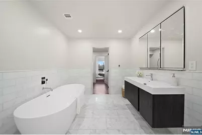 1110 River Road 102 #102, Edgewater, NJ 07020 - Photo 13