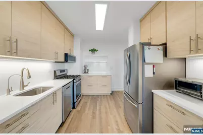 1530 Palisade 29N #29N, Fort Lee, NJ 07024 - Photo 17